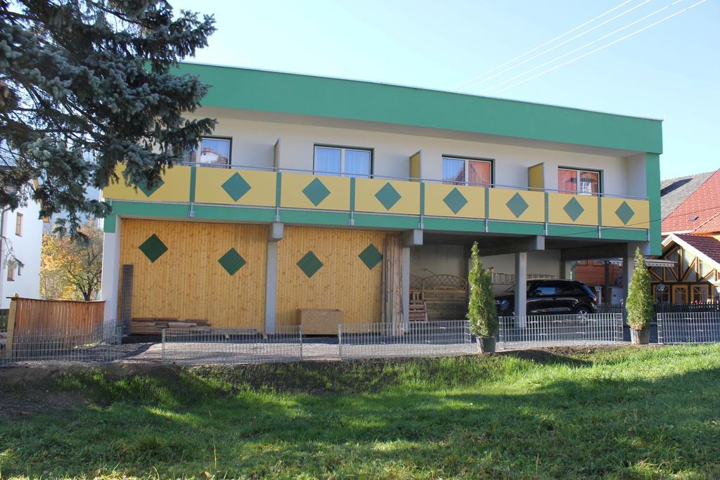 Gasthof Zum Mohrn Oberwoelz Stadt Екстер'єр фото